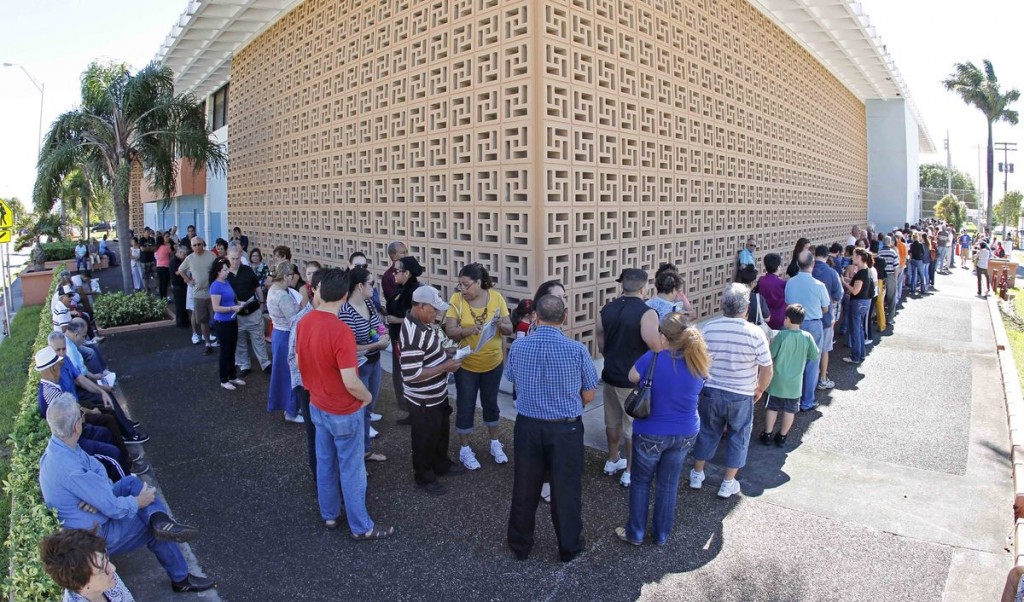 Long Lines at Florida Early Voting Sites