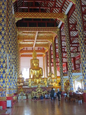 Seated and standing Buddhas at Wat Suan Dok, Chiang Mai, Thailand