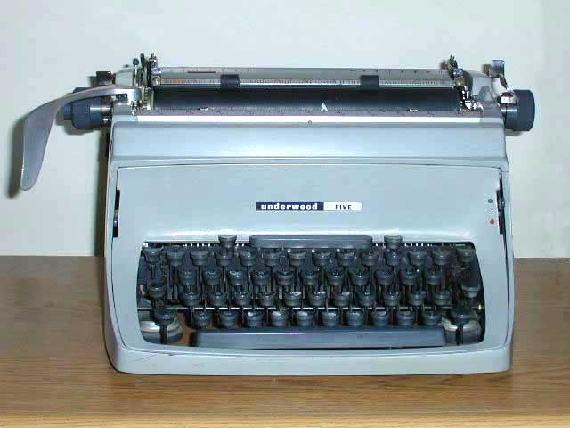 Underwood manual typewriter