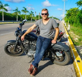 Jeremy Albelda and his motorcycle in the Yucatan