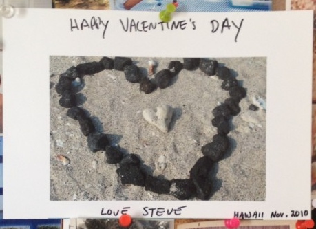 A heart composed of lava stones on a Hawaiian beach.