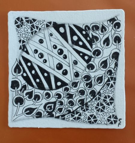 Zentangle Tile. Tangles used: Hollibaugh, Tripoli, Pokeroot and Leafroot.