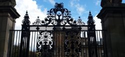 Gate, Palace of Holyroodhouse, Edinburgh, Scotland